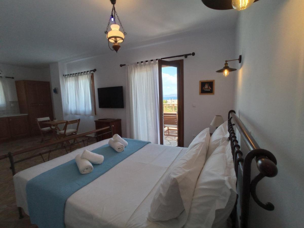 Villa Almyra Aegina Exterior photo
